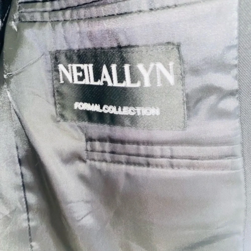 Neil Allyn Black Wool Tuxedo 2 Button Blazer Size 41R - Picture 9 of 9